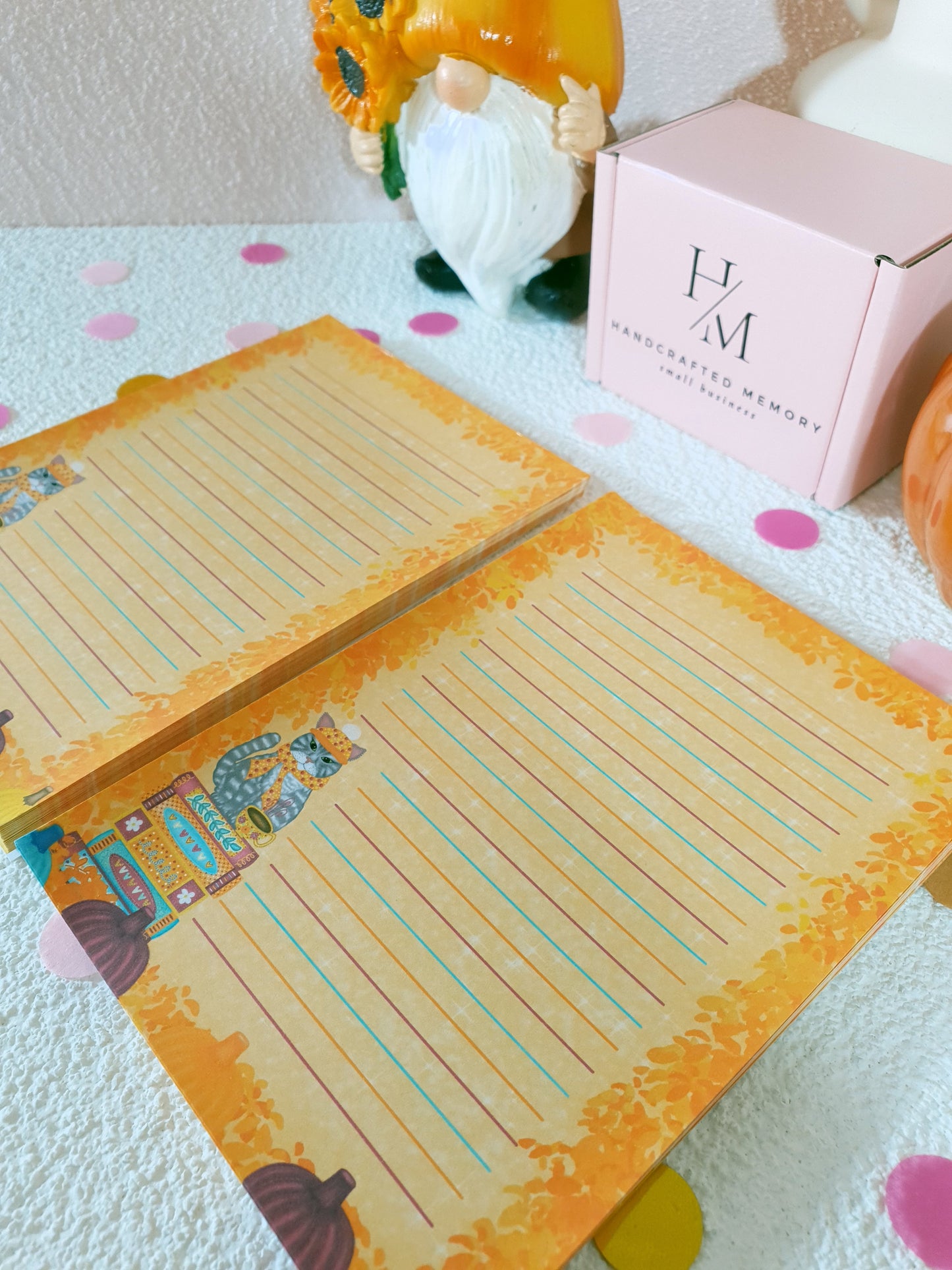 Bookish Cat in the Cozy Fall Big Notepad
