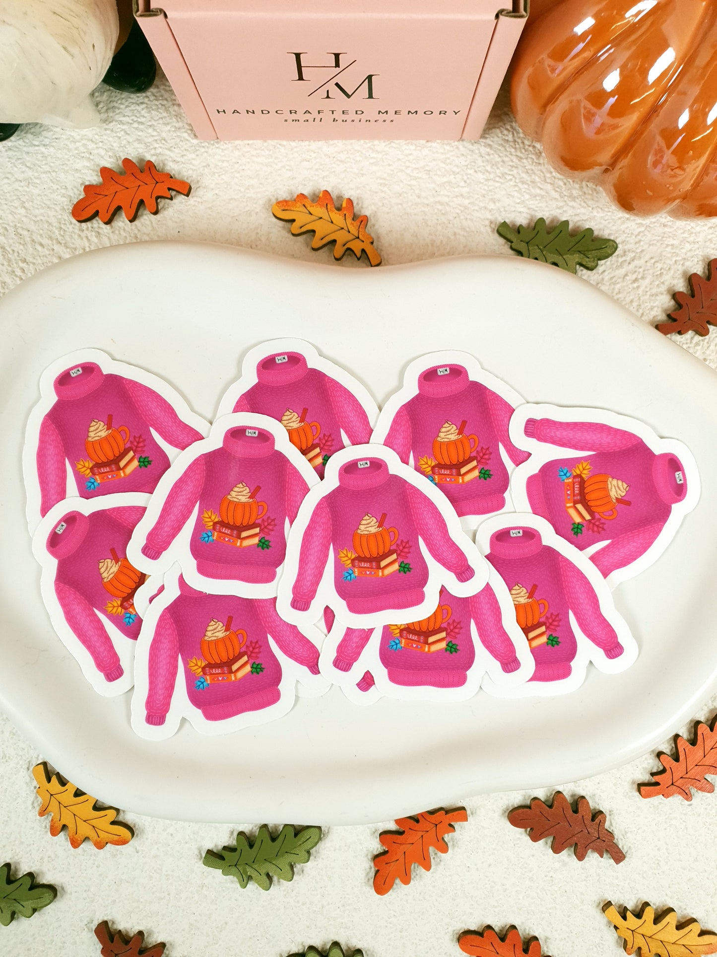 Rózsaszínes-Lila Pulcsi – Vinyl Matricák