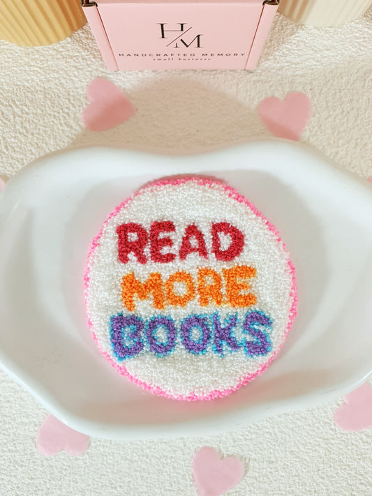Read More Books Mug Rug