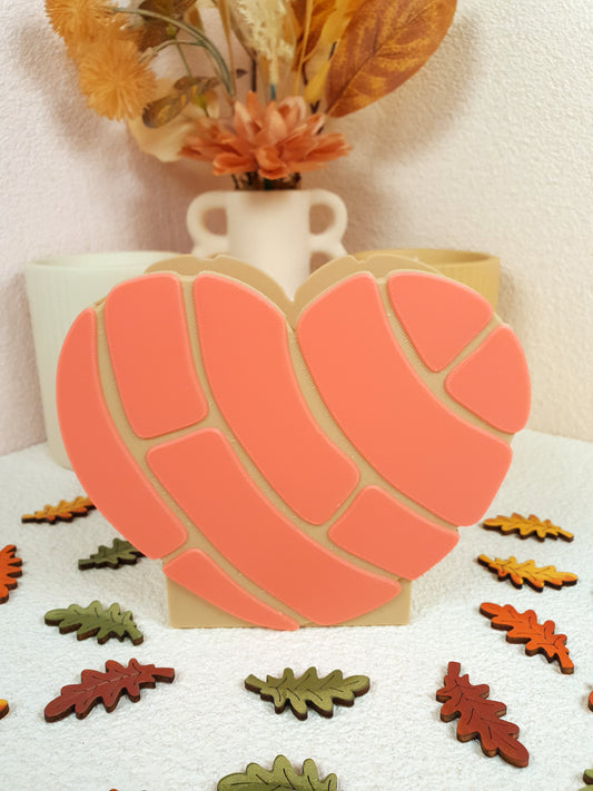 Concha Heart Pen Holder