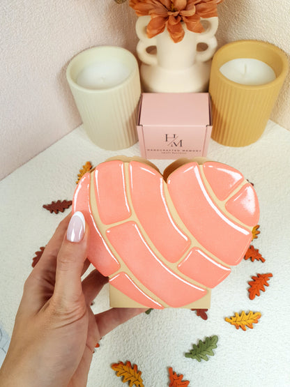 Concha Heart Pen Holder